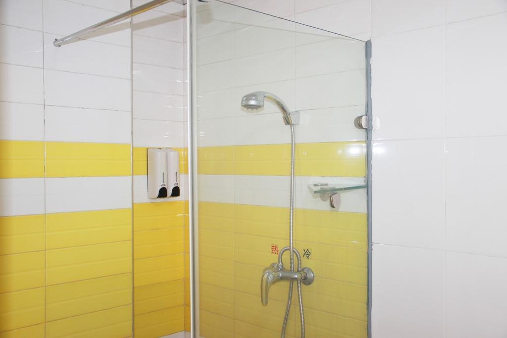 7Days Inn Laiwu Fengcheng West Street מראה חיצוני תמונה